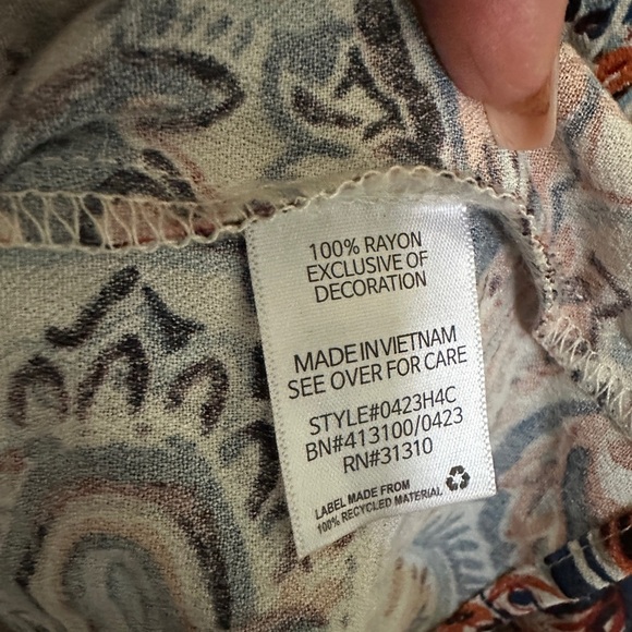 AGB Top Women Paisley Print Large Gathered neckline Long Sleeve Navy and Orange - Picture 3 of 11